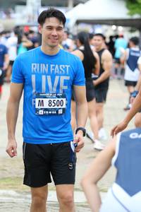 BIB: 8500
                            <button type="button" onclick="openModal(4725730)" class="btn btn-primary btn-sm float-right btn-popup" data-toggle="modal" data-target=".modal-high-quality">
                        <i class="fas fa-shopping-cart"></i> Add to Cart
                    </button>
                                            <button type="button" onclick="isThisMe(4725730, true)" class="btn btn-success btn-sm float-right btn-popup btn-isme hidden" data-toggle="tooltip" data-placement="bottom" title="นี่คือรูปของคุณใช่ไหม คลิกที่นี่เพื่อเอาเข้าอัลบั้ม">
                        <i class="fas fa-plus"></i> Add to album
                    </button>
                    <button type="button" onclick="isThisMe(4725730, false)" class="btn btn-warning btn-sm float-right btn-popup btn-isnotme hidden">
                        <i class="fas fa-ban"></i> Remove from album
                    </button>